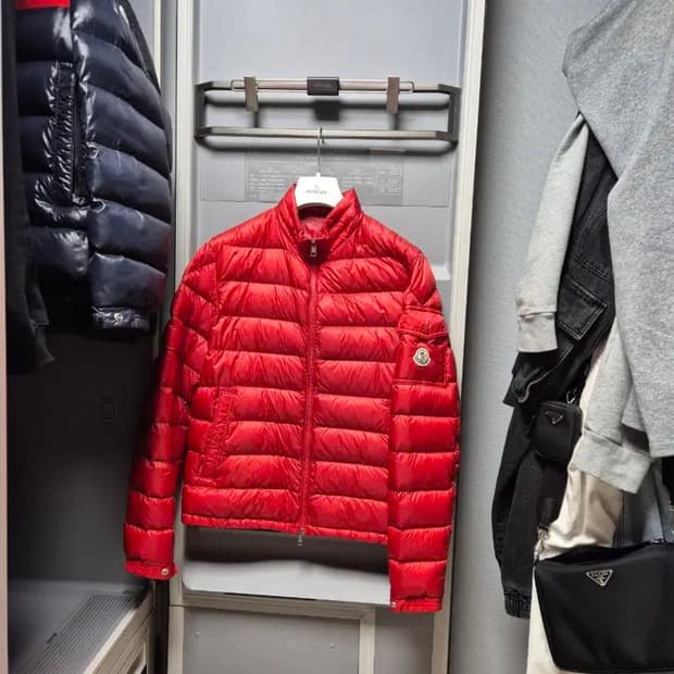 몽클레어레드 경량패딩 3사이즈