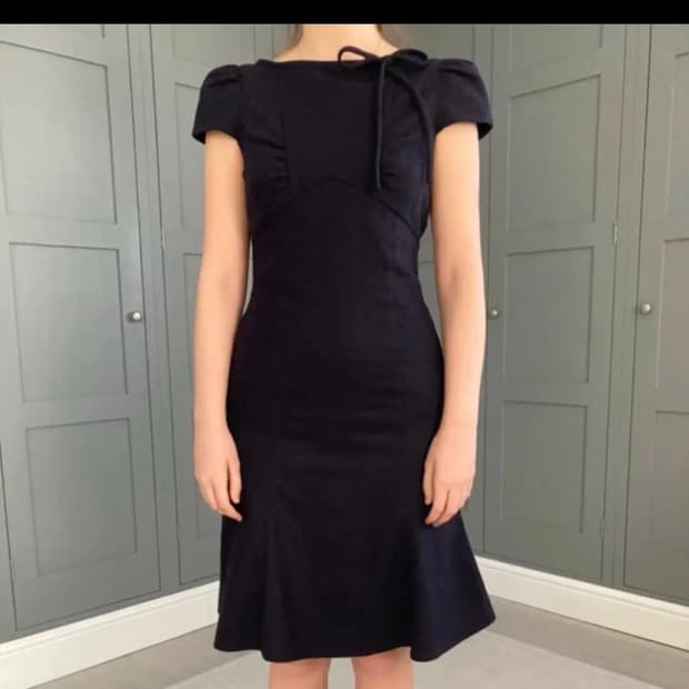 플로움스타일 미디드레스 리본 퍼프 머메이드 미디 원피스 하객룩데이트