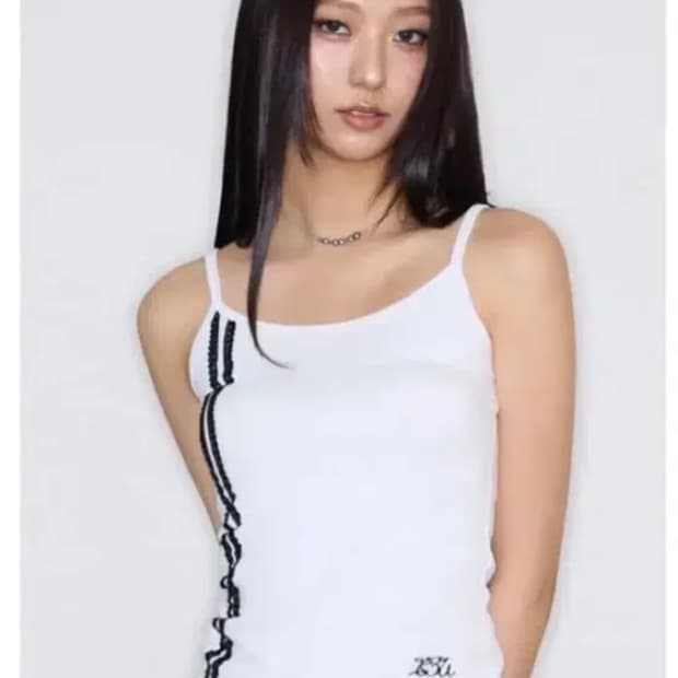 새상품) 러브이즈트루 레이스 슬리브리스 화이트