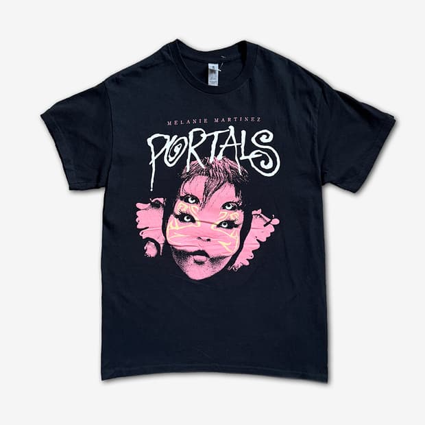 멜라니 마르티네즈 PORTALS 페이스 프린팅 티셔츠