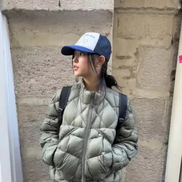 로아 하이킹 라이트 다운 자켓 그레이 M 팝니다!!