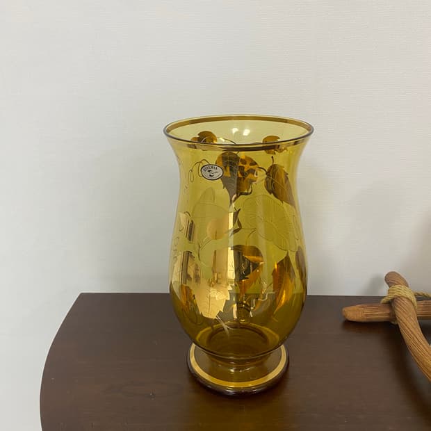 체코 보헤미아 크리스탈 앰버 화병