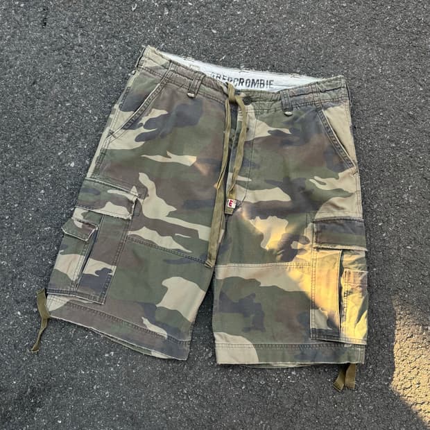 아베크롬비 카모 카고 반바지 