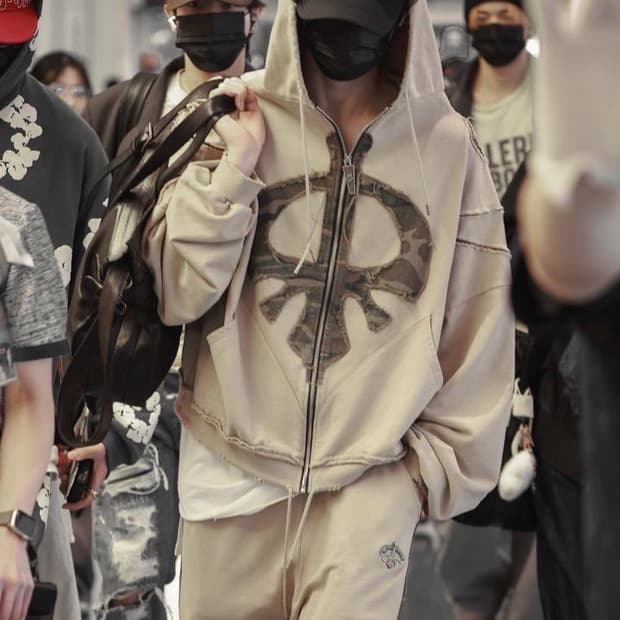 (Autograph) GROW OP ZIP-UP HOODIE