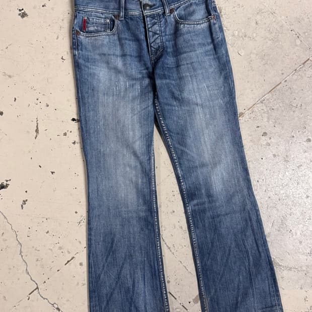 아르마니 익스체인지 데님 부추컷진 