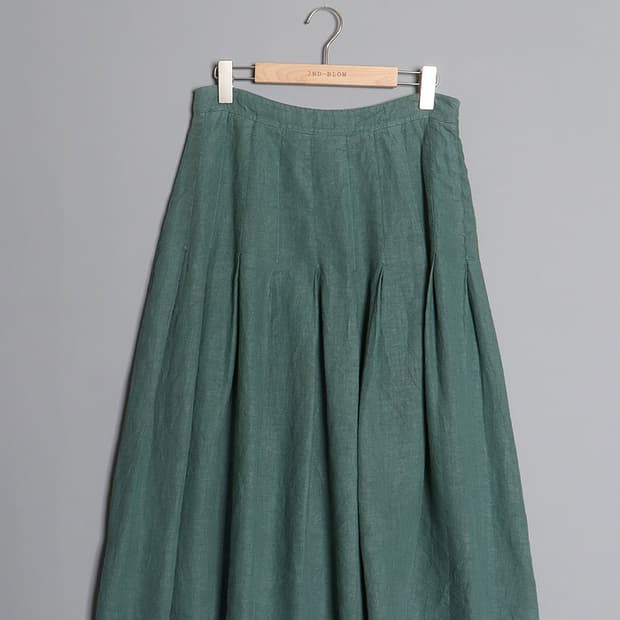 ALPHA STUDIO Tuck Flared Skirt (29~30)