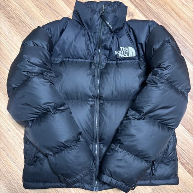노스페이스 눕시 패딩 M/95 상태좋음