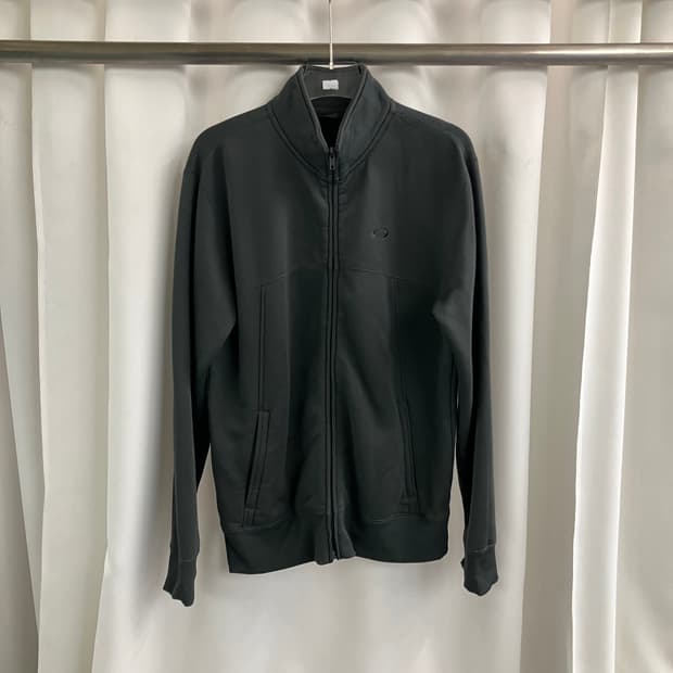 오클리 차콜 미니멀 트랙 자켓 M