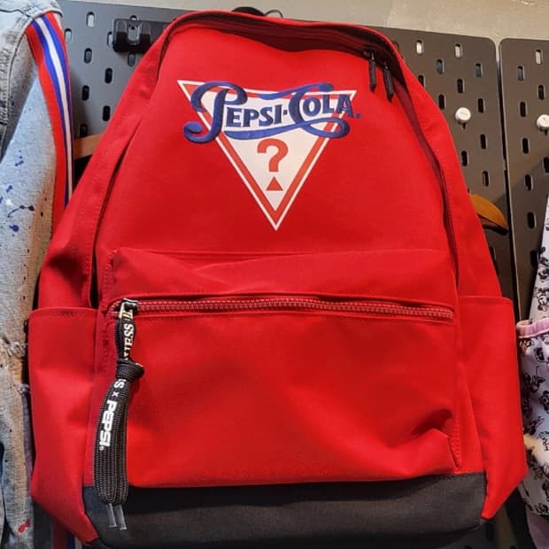 게스펩시 콜라보 백팩