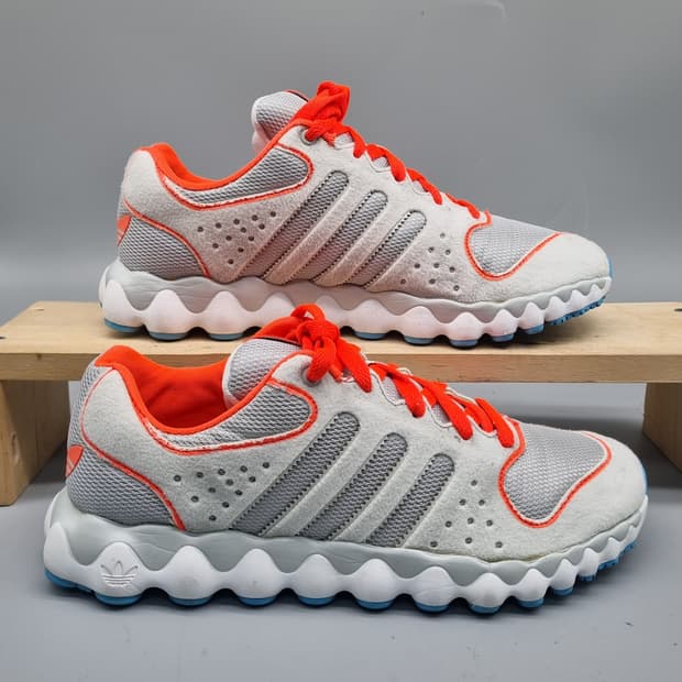 아디다스 메가소프트셀 운동화 250