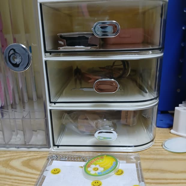 컬러그램 위글위글 카드지갑 팝니다