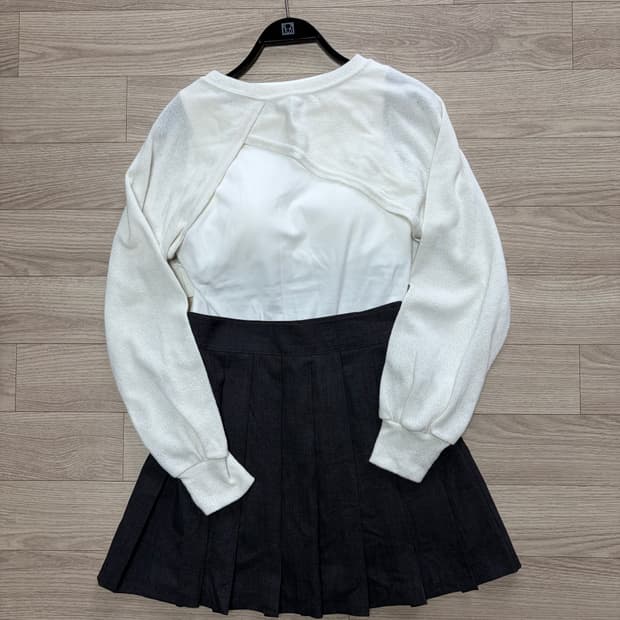 (set)vintage skit+layered top 