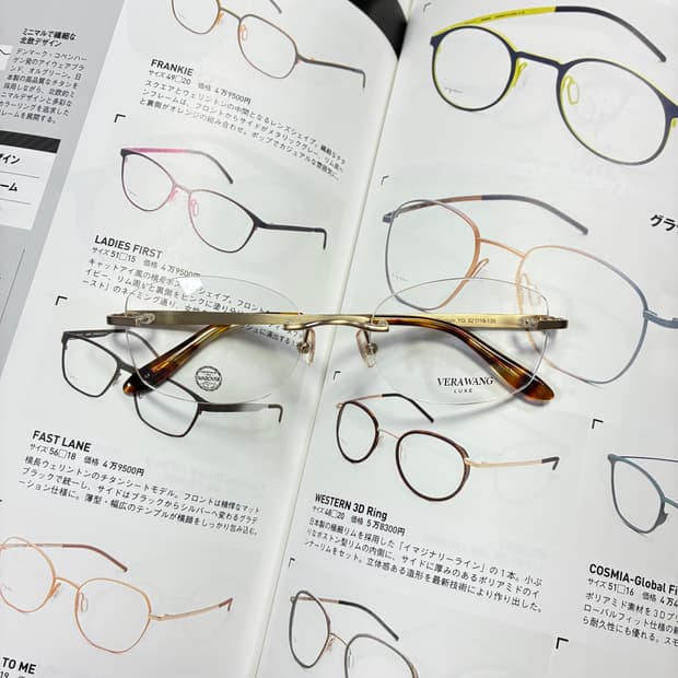 VERA WANG 베라왕 스와로브스키 골드 무테 티타늄 안경