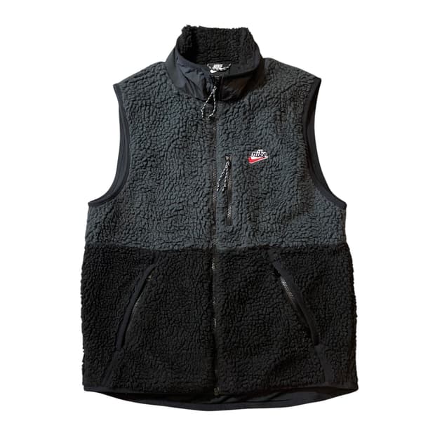 나이키 쉐르파 베스트