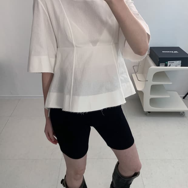 Hourglass Blouse