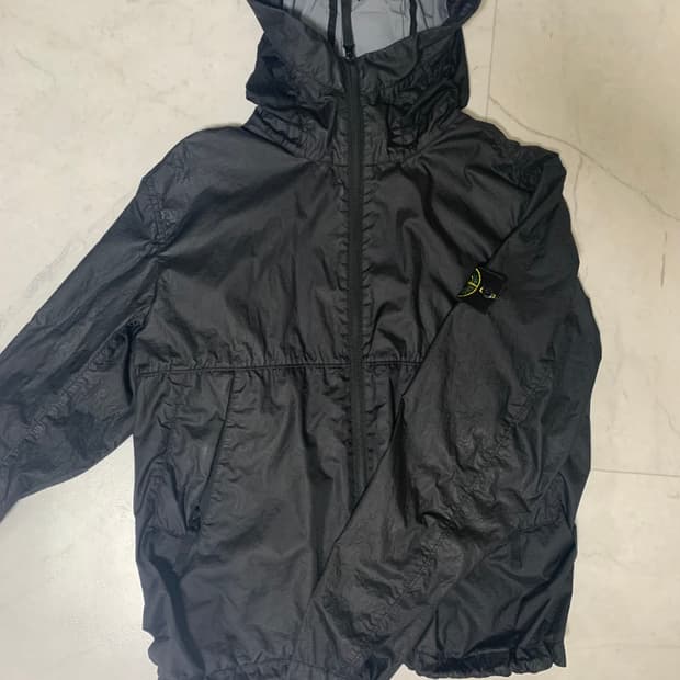 20ss 스톤아일랜드 멤브라나 바람막이 M