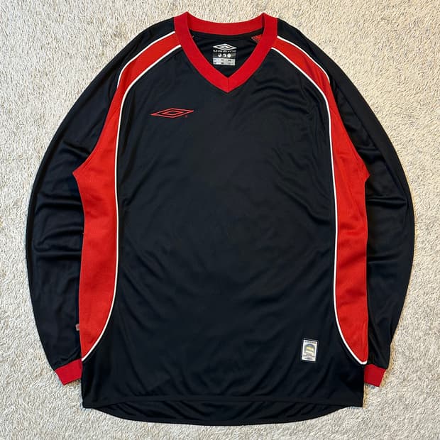 엄브로 UMBRO 올드스쿨 기능성 배색 긴팔 티셔츠