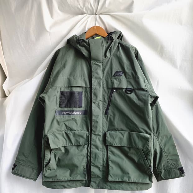 뉴발란스 바람막이 후드 자켓 L