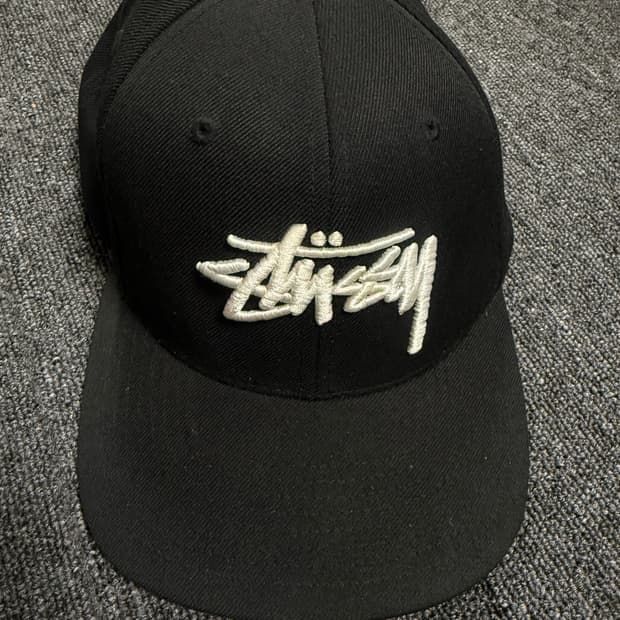 스투시 울 스냅백 캡 (Stussy Wool Snapback Cap)