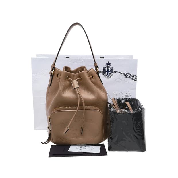 [A급] 프라다 카프스킨 소프트 레더 버킷백 숄더백 판매합니다!!!