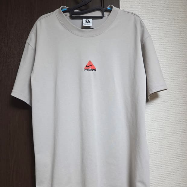 나이키 ACG 로고 자수 반팔티