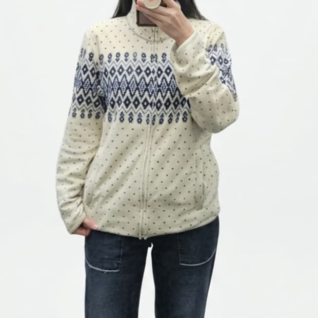 유니클로 에스닉 노르딕패턴 후리스M/빈티지 모리걸