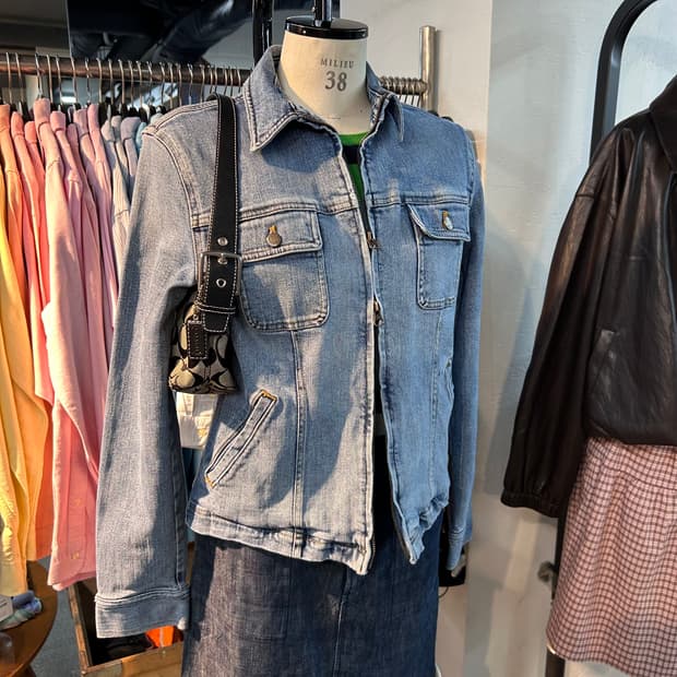 Jones New York Sports y2k Denim Jacket