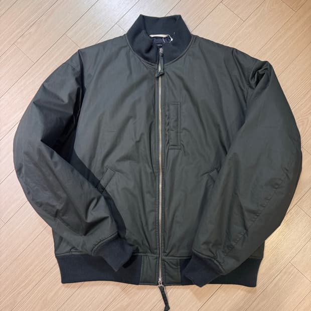 나나미카 인슐레이션 바시티 자켓 모스그린