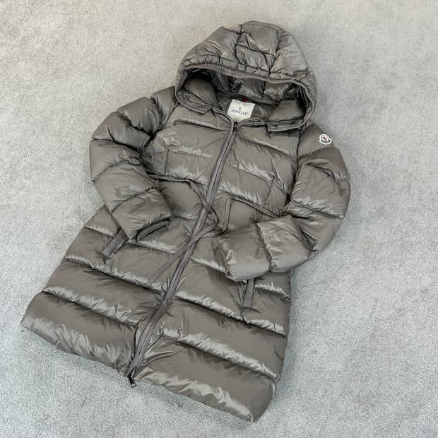 몽클레어 여성 바넥패딩 상태최고 사이즈 2호