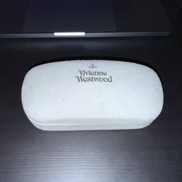 비비안 웨스트우드 선글라스 판매합니다