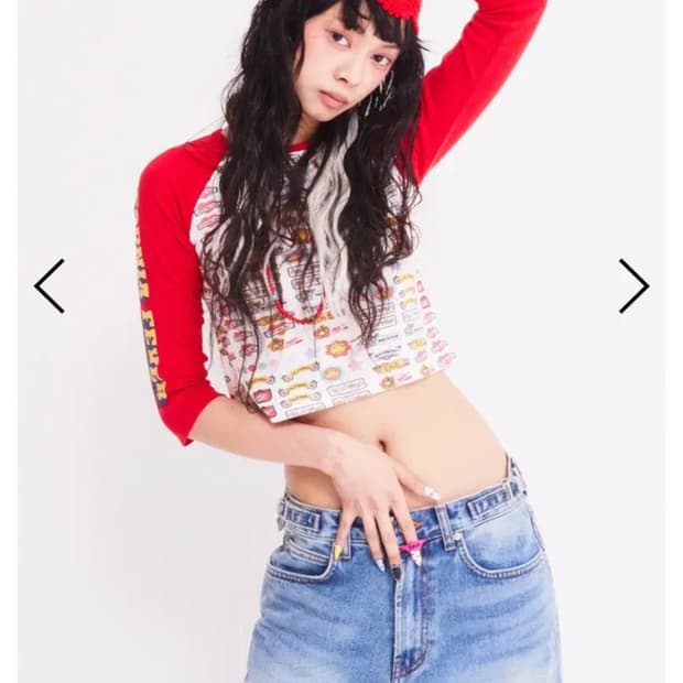 애즈이프캘리 PRINTED RAGLAN CROP T-shirt