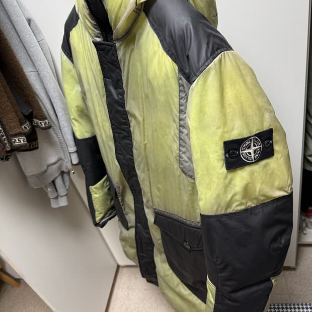 스톤아일랜드 레진 T shell 쉘 아이스자켓 패딩