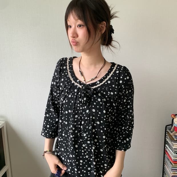 ethnic dot! blouse