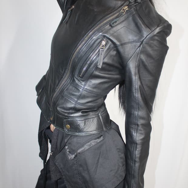 Leather skin-black diagonal lamb jacket