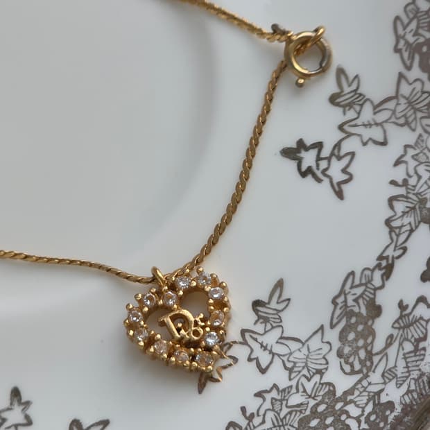 디올 하트 큐빅 dior 로고 금장 팔찌