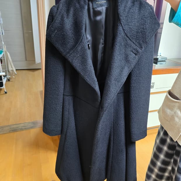 MOJO.S.PHINE블랙코트