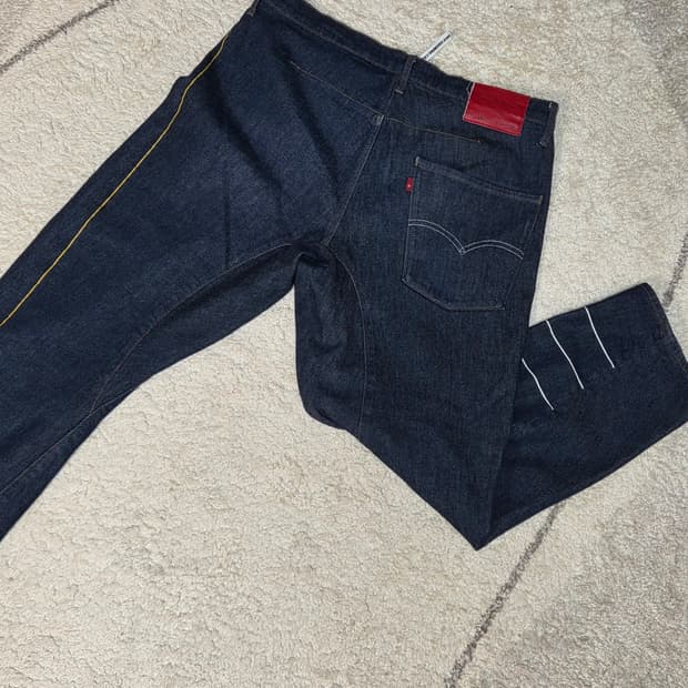 엔지니어드 진(Levi's Engineered Jeans, LEJ) 