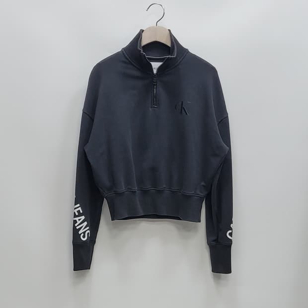 캘빈클라인 22FW 세미 크롭 하프 집업 맨투맨 / 여 XS 블랙