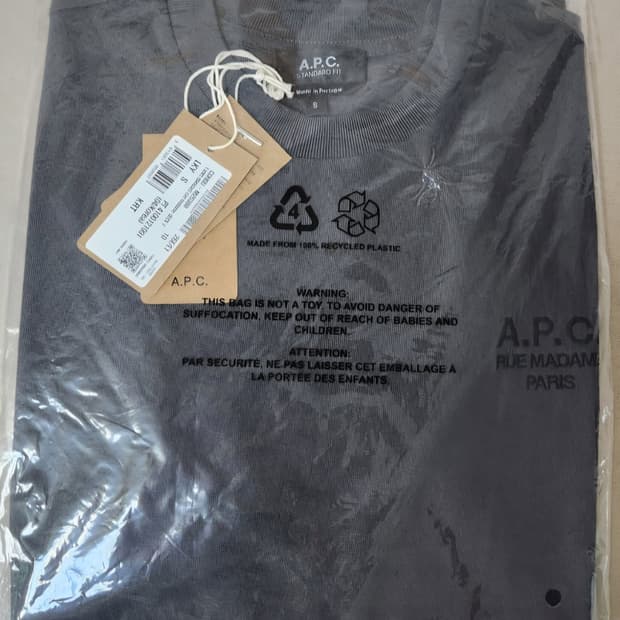 A.P.C 자수로고 반판티 차콜S