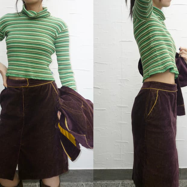green cropped turtleneck