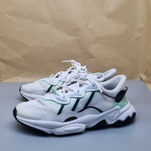 아디다스 오즈위고 민트 운동화245 