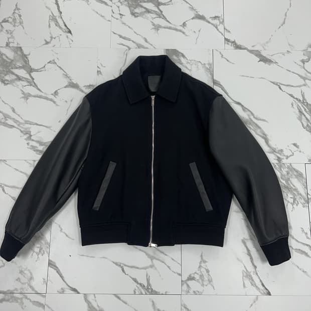 DKNY 바시티 자켓