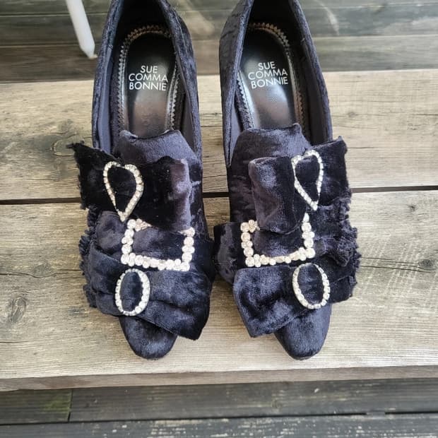 수콤마보니 벨벳 큐빅 장식 힐230 새제품