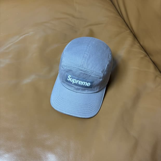 Supreme 슈프리 22ss 워시드 그레이 캠프캡 모자 (Grey)