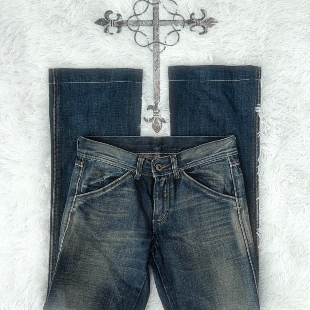 디젤 데님 플레어 부츠컷 데님