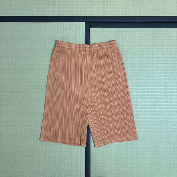이세이미야케 플리츠 하프 팬츠