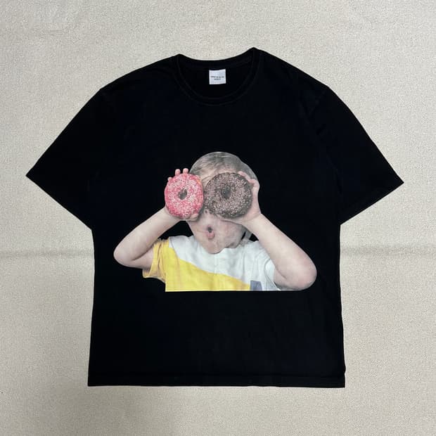 아크메드라비 베이비 페이스 숏 슬리브 티셔츠 도넛