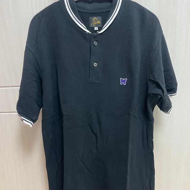 니들스 블랙 숄 카라 폴로