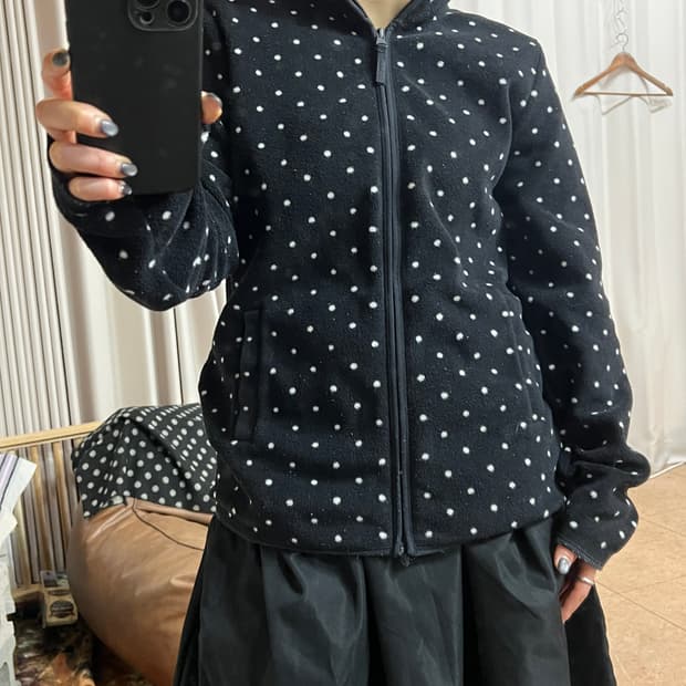 탑텐 도트 후리스 자켓 