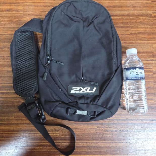 2xu 코듀라 빅 슬링백 크로스백 
